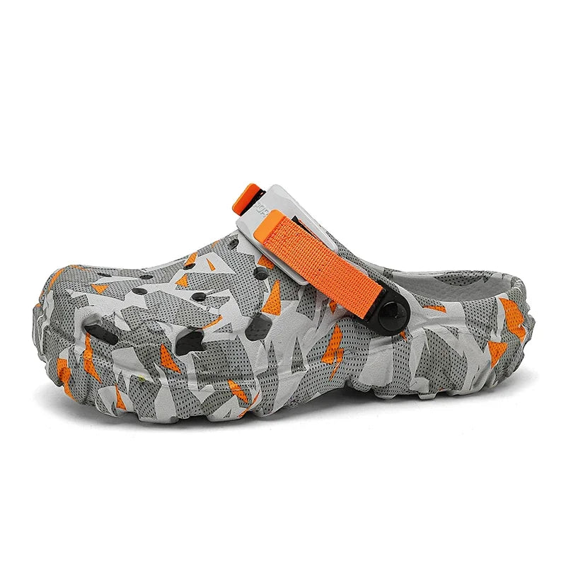 Men’s Camouflage Garden Clogs – Lightweight Outdoor Slippers & Casual Sandals